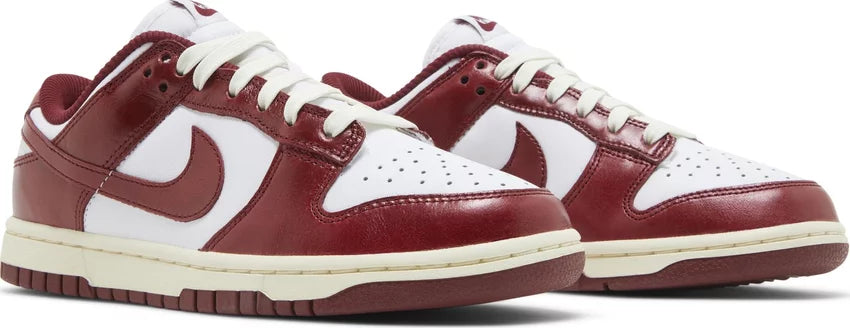 Nike Dunk Low 'Vintage Red' (W)
